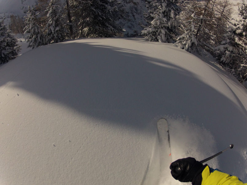 Neige vierge Thank you Val d'Isère. Sunny day and lots of fresh snow. 8