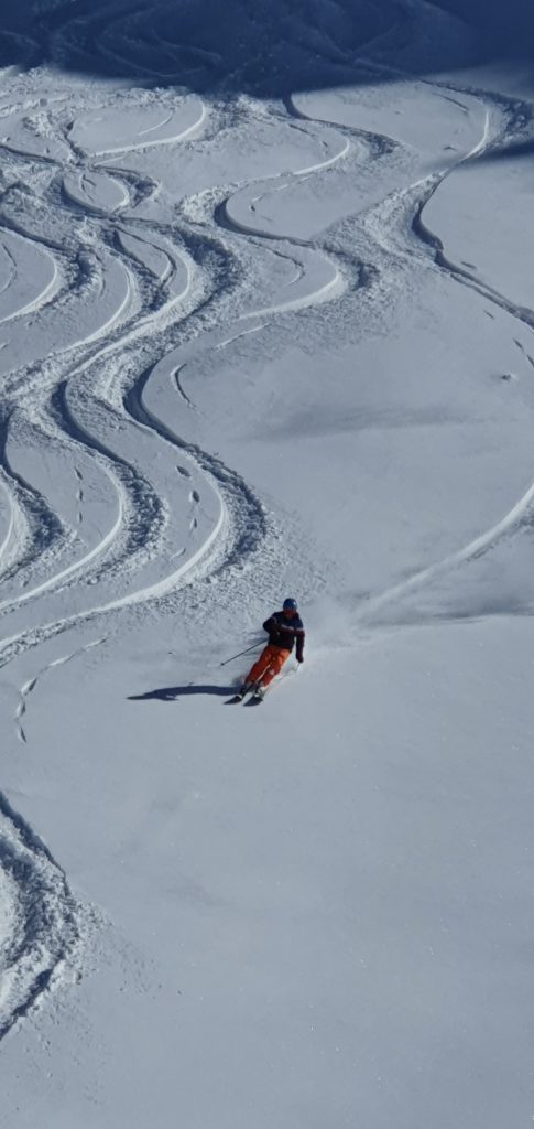 Belles conditions de neige à Val d'Isère. 16